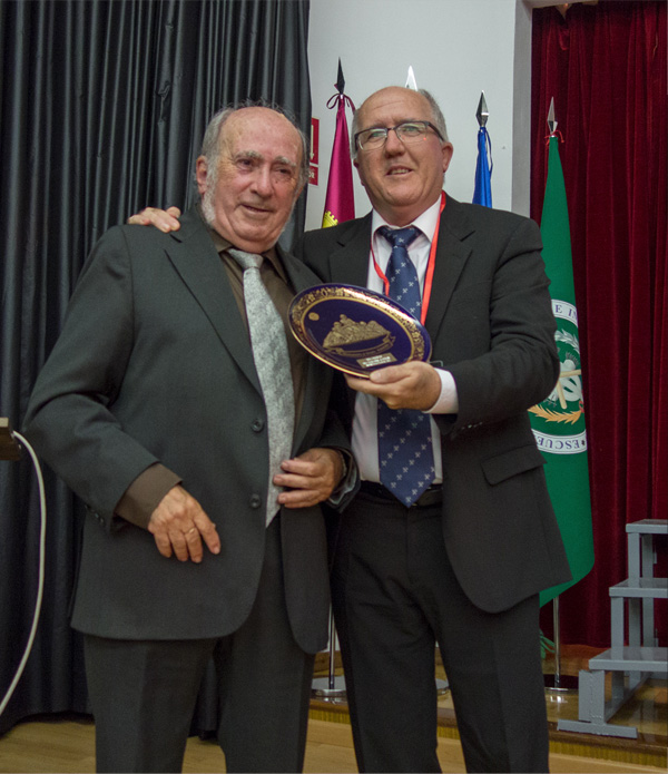homenaje jose mata perello1