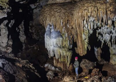 Cueva de Paredones
